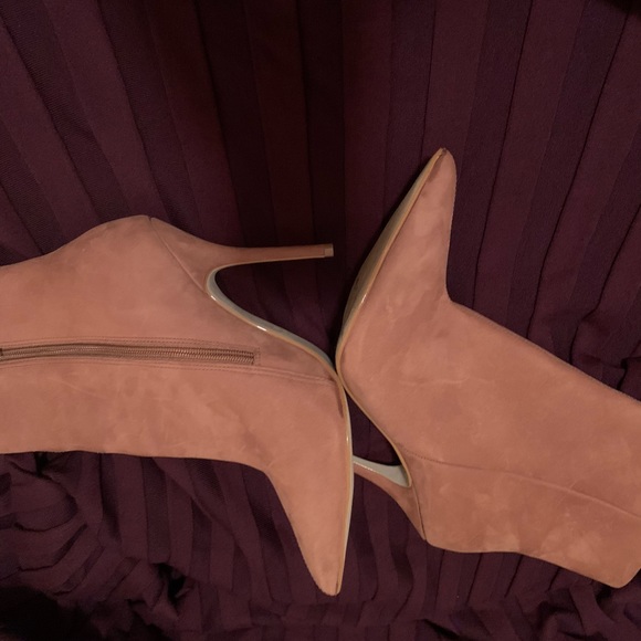 Steve Madden Pointed Toe Booties!!! - Picture 3 of 6